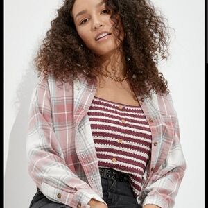 EUC American Eagle Cropped Flannel